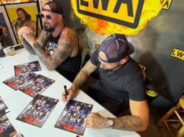 Good Brothers Signing (5)