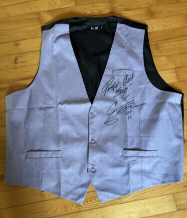 Souvenir (32) Souvenir (32)